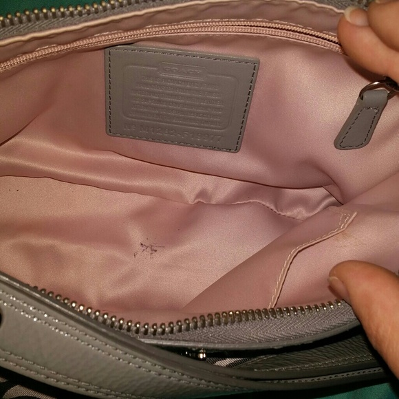 Coach purse - Picture 3 of 3